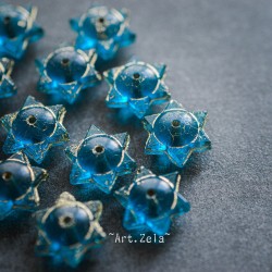 Sature étoile bleu bronze 12mm X4 Perles verre tchèque transparent