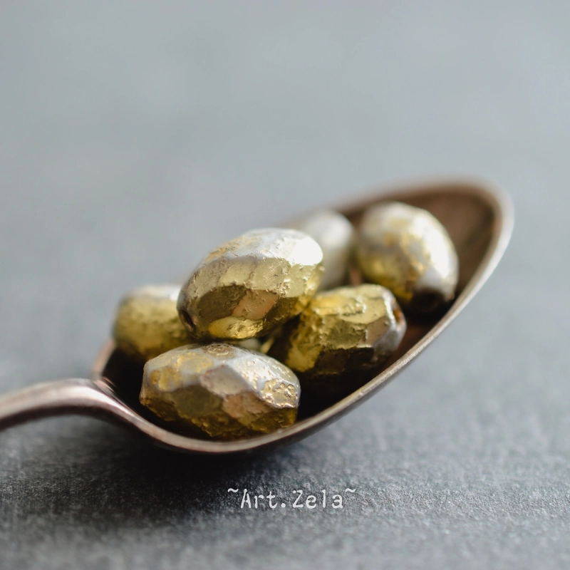 Olives facettées gris doré 12mm X6 Perles verre tchèque texturé