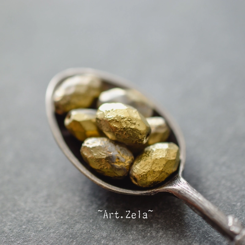 Olives facettées gris doré 12mm X6 Perles verre tchèque texturé