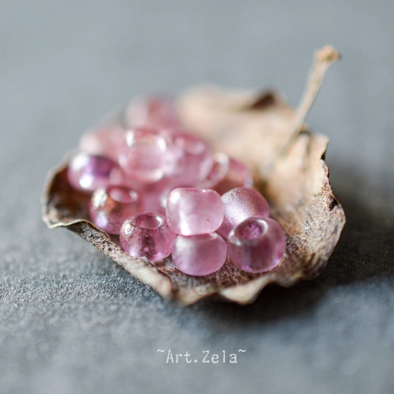 Rocaille rose lilas doré 6/0 (~4mm)  X86 Perles verre tchèque