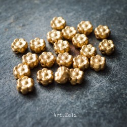 Perles hawaïennes dorées 6mm X27 Petites Perles Fleurs Verre Tchèque