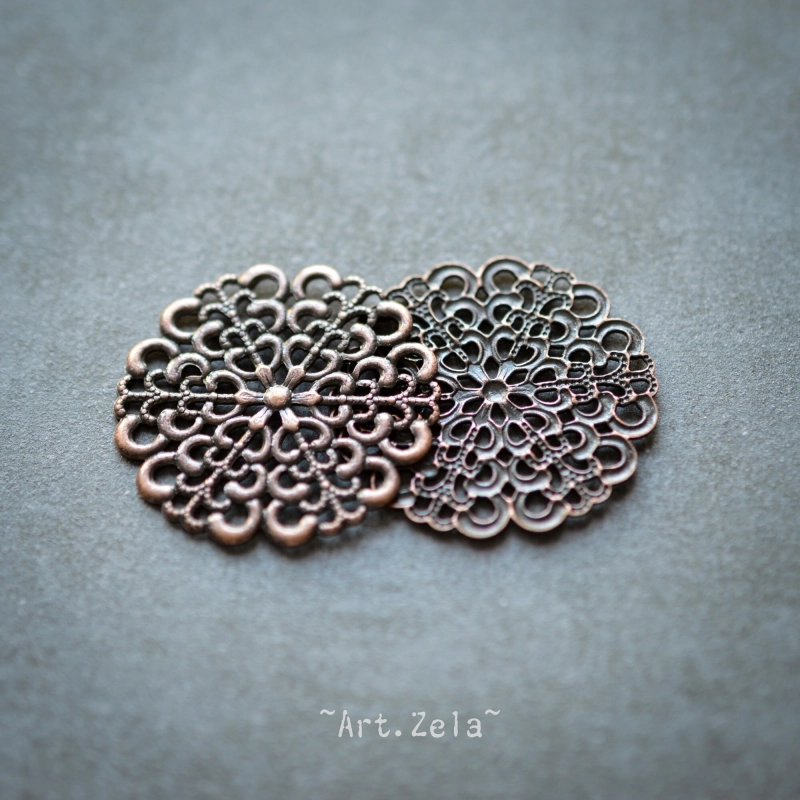 Support broderie filigrane 20mm X2 Grands connecteurs fleurs cuivrés