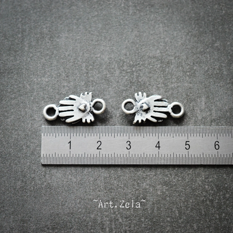 Connecteurs mains ailées 22mm X10 Métal rustique argenté antique