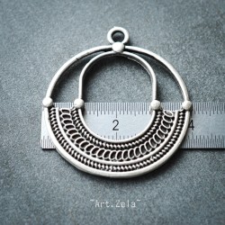 Pendentif rond ajouré 40mm X1 Pendentif métal plaqué argent