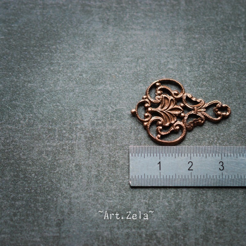 Pendentif filigrane cuivré 33mm X1 Pendentif motif floral métal mat