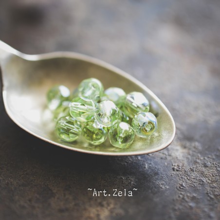 Facettes vert pistache 6mm X20 Perles verre tchèque irisé