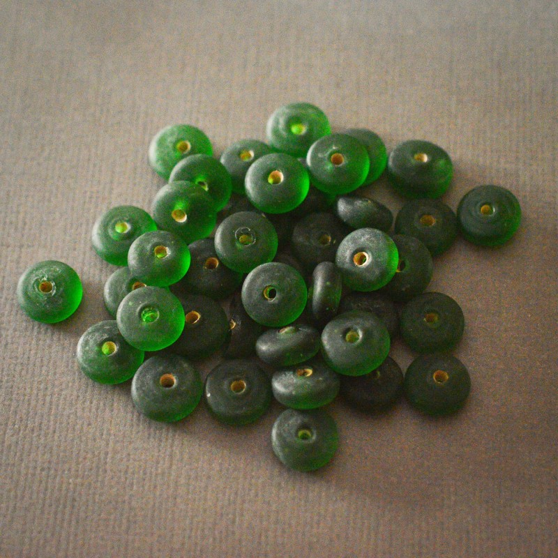 Rondelles vert mat 11mm X20 Perles artisanales indiennes