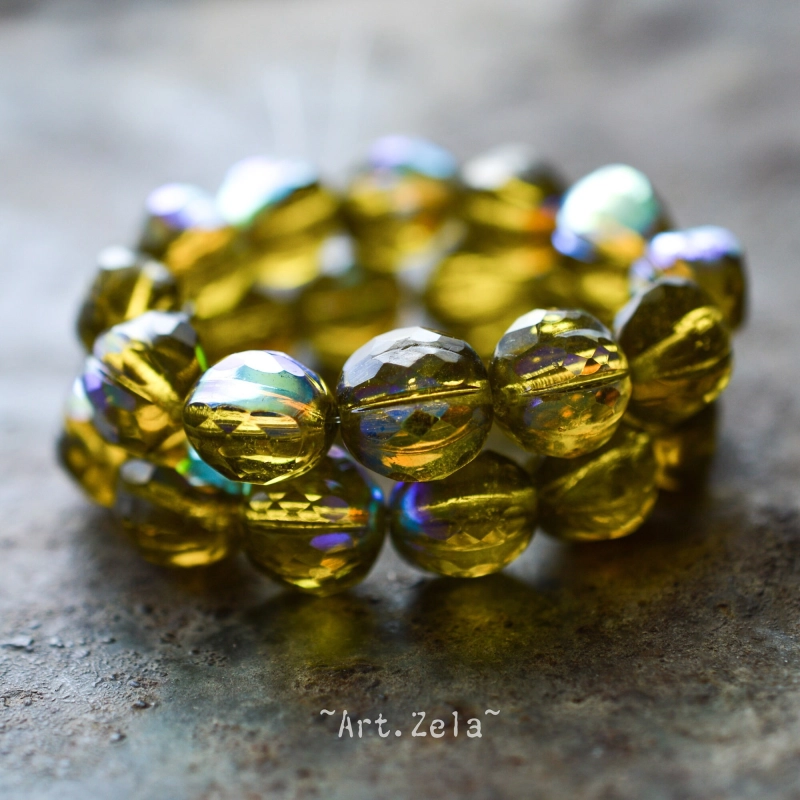 Melons facettés vert péridot 8/10mm X4 Perles verre tchèque vitrail