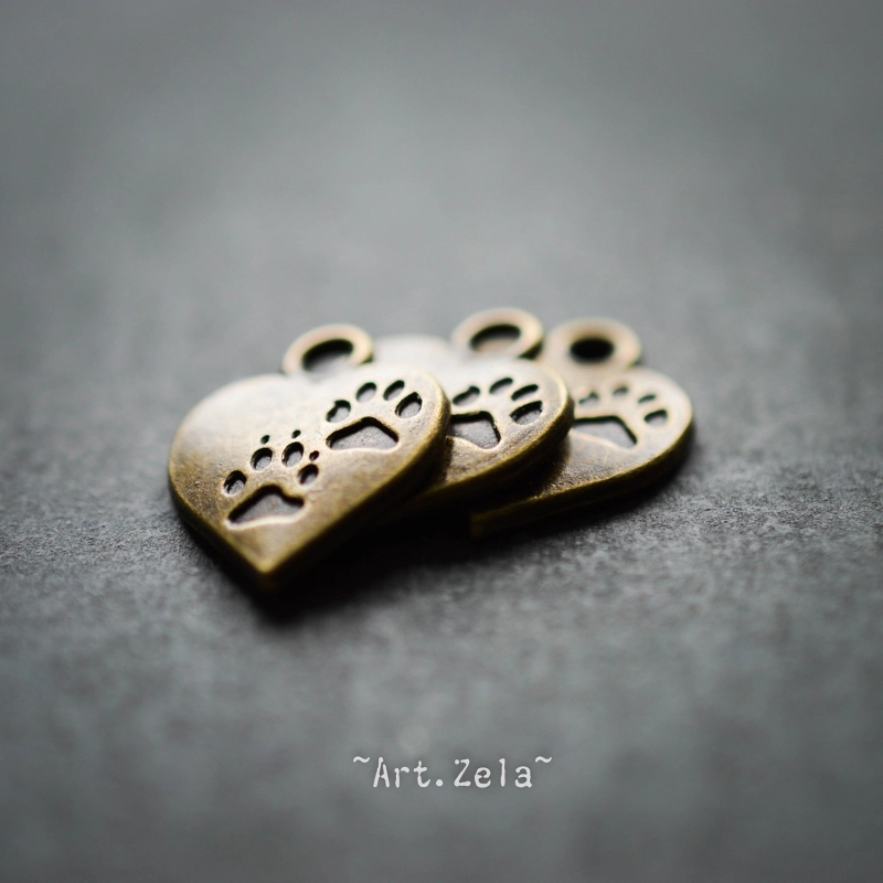 Empreintes de chat 17mm X6 Breloques cœur, métal bronze