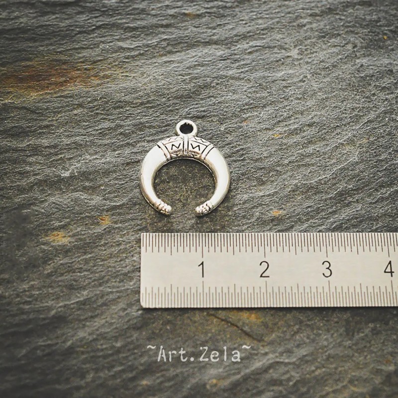 Cornes bohèmes 18mm X6 Métal gravé argent antique