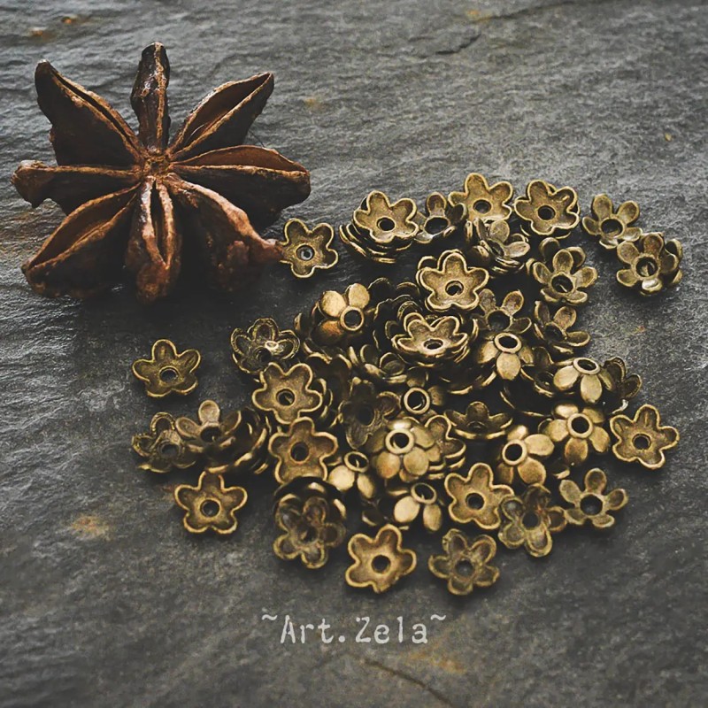 Petites coupelles fleurs 6mm X35 Métal ton bronze mat