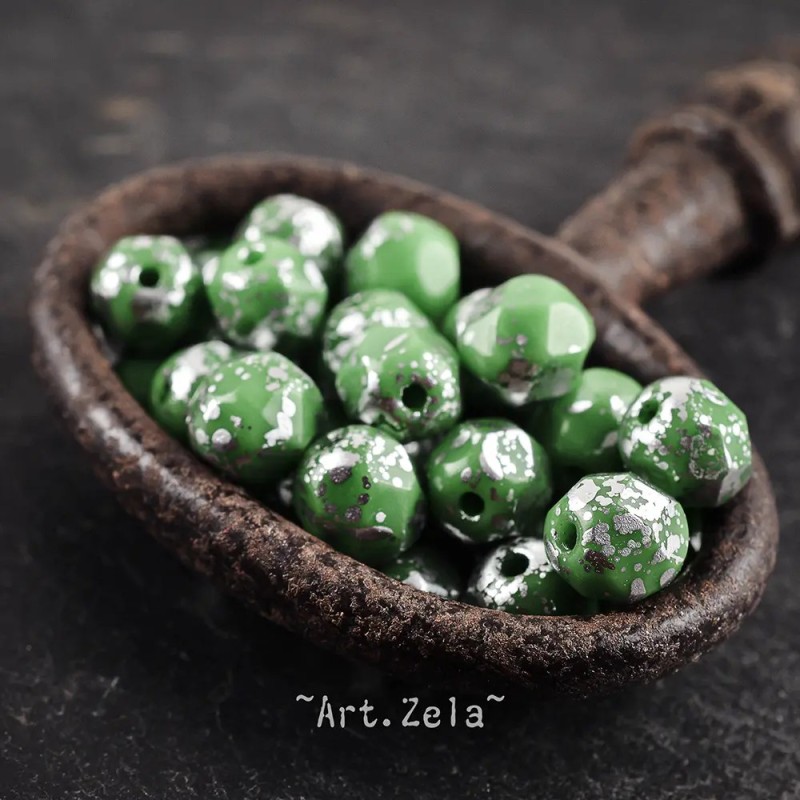 Facettes vert pomme argenté 6mm X25 Perles verre tchèque