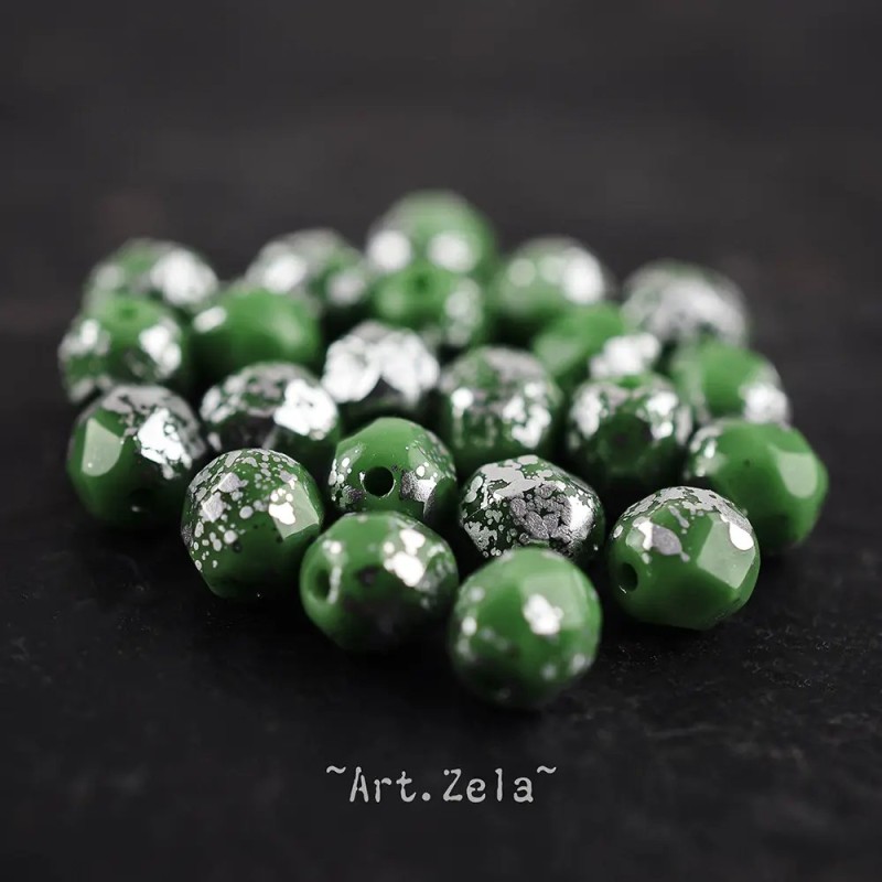 Facettes vert pomme argenté 6mm X25 Perles verre tchèque