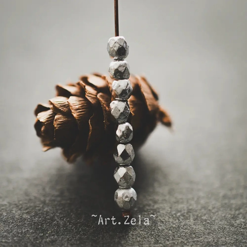 Facettes texturées argenté métallisé 3 à 4mm X40 Perles verre tchèque