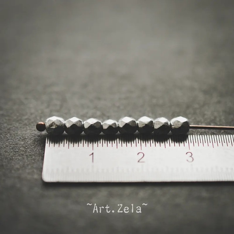 Facettes texturées argenté métallisé 3 à 4mm X40 Perles verre tchèque