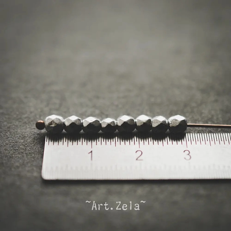 Facettes texturées argenté métallisé 3 à 4mm X40 Perles verre tchèque