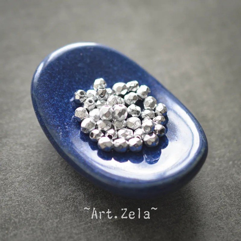 Facettes texturées argenté métallisé 3 à 4mm X40 Perles verre tchèque