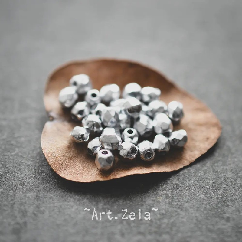 Facettes texturées argenté métallisé 3 à 4mm X40 Perles verre tchèque