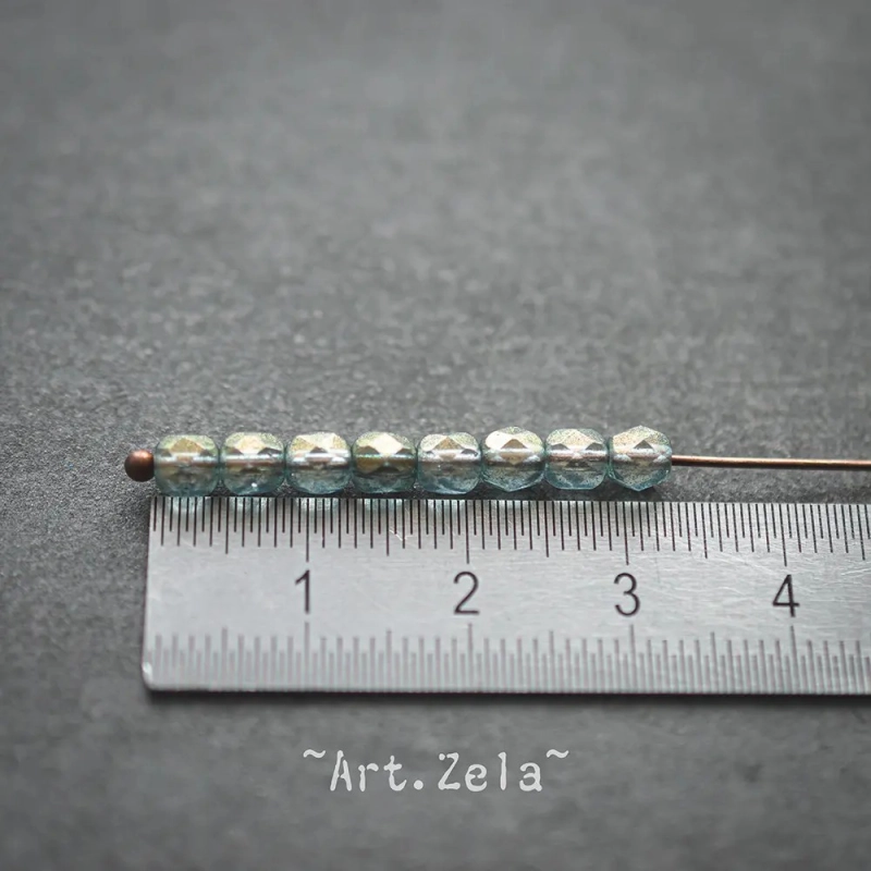 Perles facettes bleu sarcelle 4mm X40 Perles verre tchèque lustré