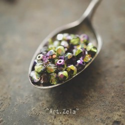 Perles facettes vert pourpre 4mm X40 Perles verre tchèque brillant