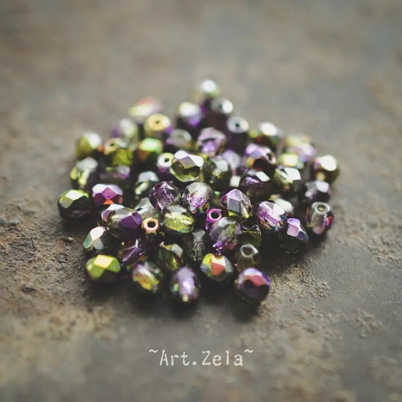 Perles facettes vert pourpre 4mm X40 Perles verre tchèque brillant