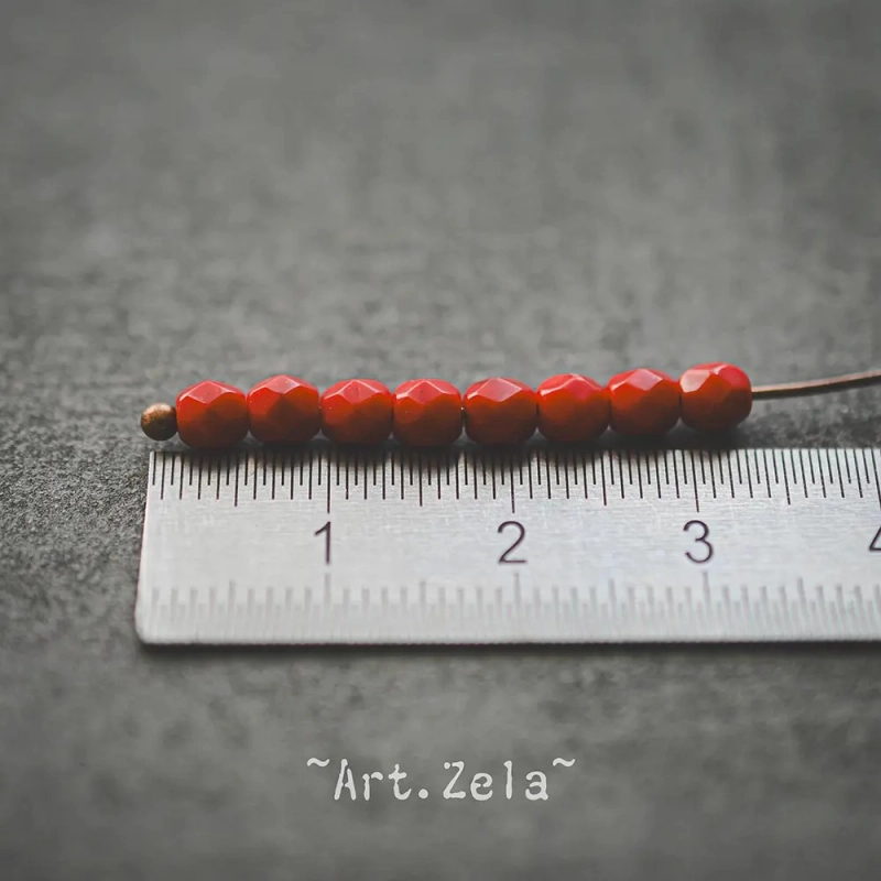 Facettes rouge carmin 4mm X40 Perles verre tchèque opaque