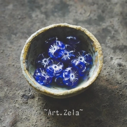 Fleurs hawaïennes bleu blanc 12mm X6 Perles verre tchèque