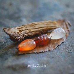 Feuilles sculptées en Agate rouge naturelle 14mm X2 Perles gemmes