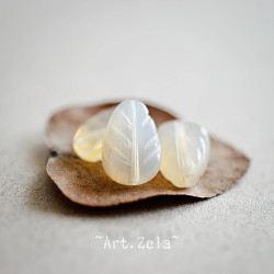 Feuilles sculptées en Agate blanche naturelle 14mm X2 Perles gemmes