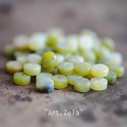 Heishi en Jade Xinyi naturel non teint 6x3mm X30 Perles gemmes