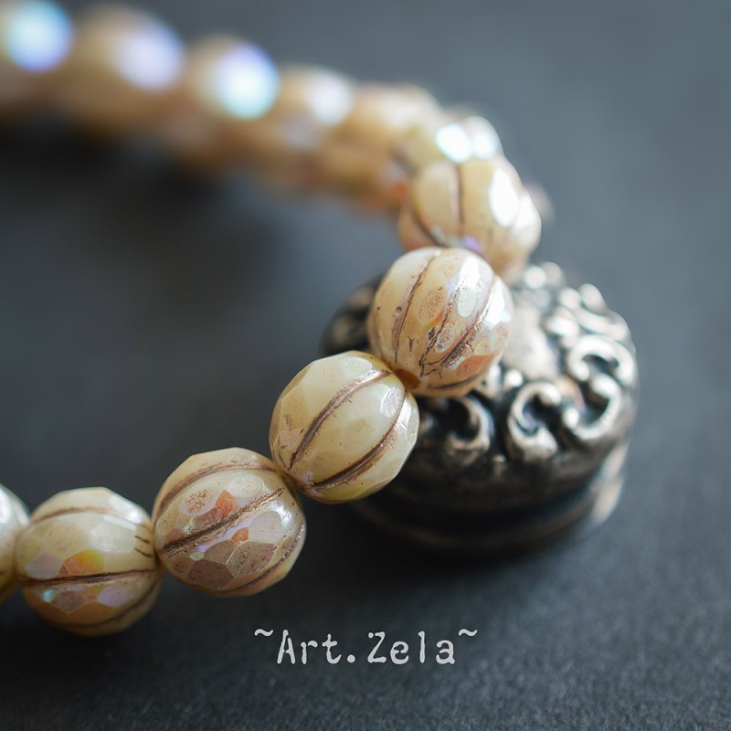 Melons facettés beige 8mm X4 Perles verre tchèque AB premium