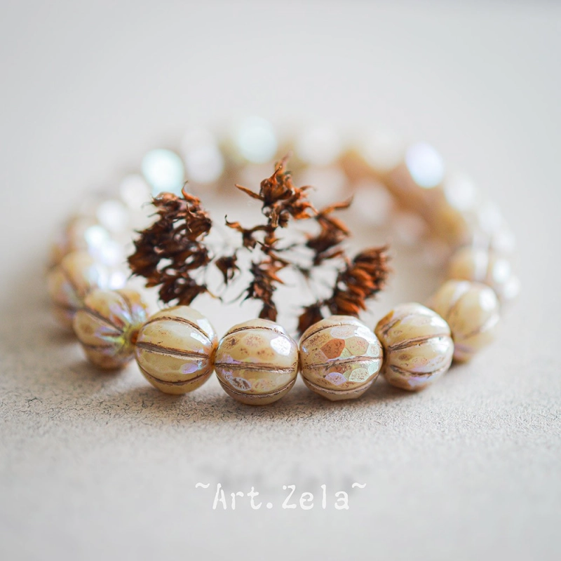Melons facettés beige 8mm X4 Perles verre tchèque AB premium