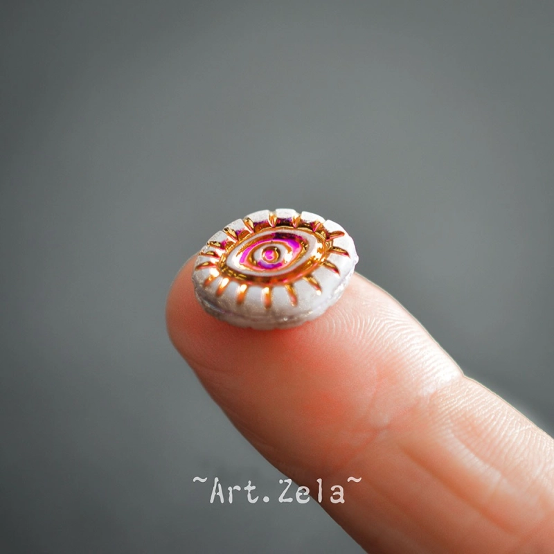 Oeil mystique blanc mat 14mm X2 Perles verre tchèque semi-opaque