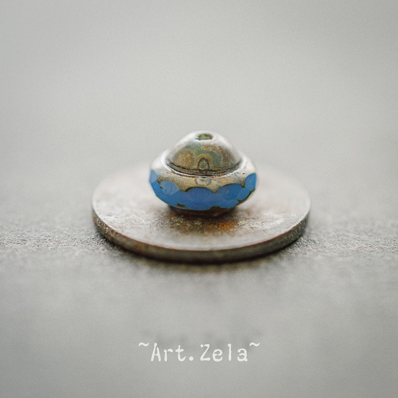 Saturne Picasso bleu X8 Perles verre tchèque opaque
