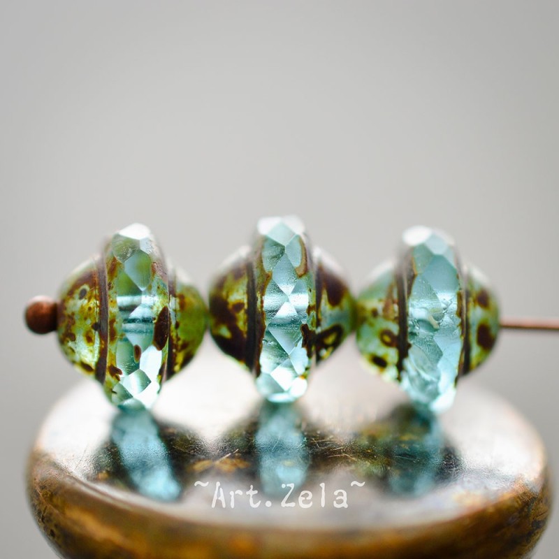 Saturne Picasso turquoise X8 Perles verre tchèque transparent