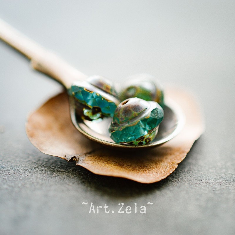 Saturne Picasso turquoise X8 Perles verre tchèque transparent