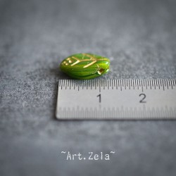Feuilles vert pomme 12x7mm X25 Perles verre tchèque