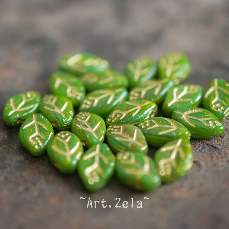 Feuilles vert pomme 12x7mm X25 Perles verre tchèque