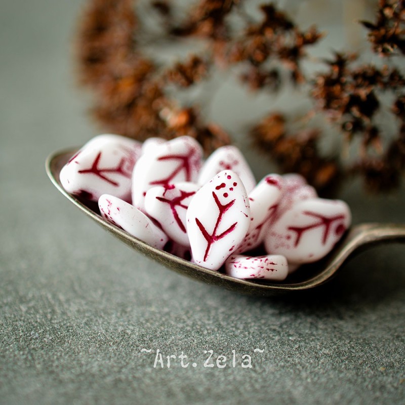 Feuilles blanc rouge turc 12x7mm X25 Perles verre tchèque