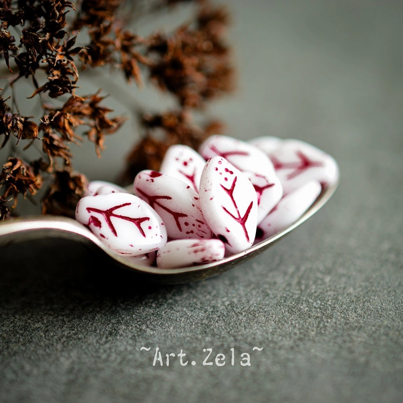 Feuilles blanc rouge turc 12x7mm X25 Perles verre tchèque