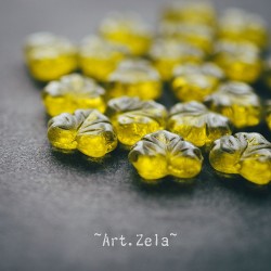 Feuilles rustiques vert-jaune  13x11mm X10 Perles verre tchèque transparent