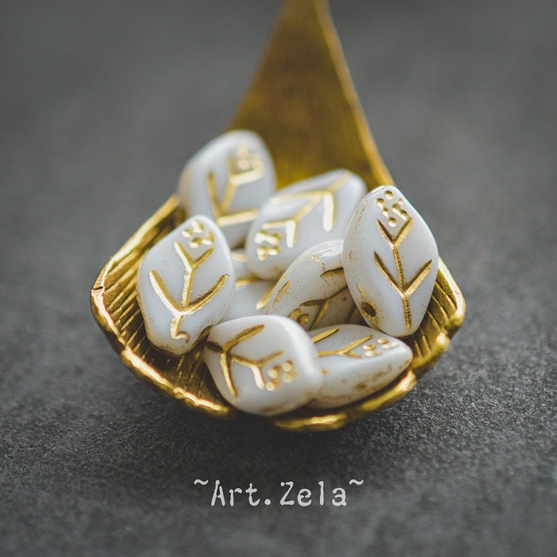 Feuilles blanc doré 12x7mm X25 Perles verre tchèque opaque