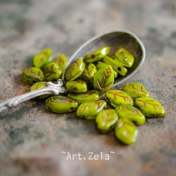 Feuilles vert chartreuse cuivre 12x7mm X25 Perles verre tchèque