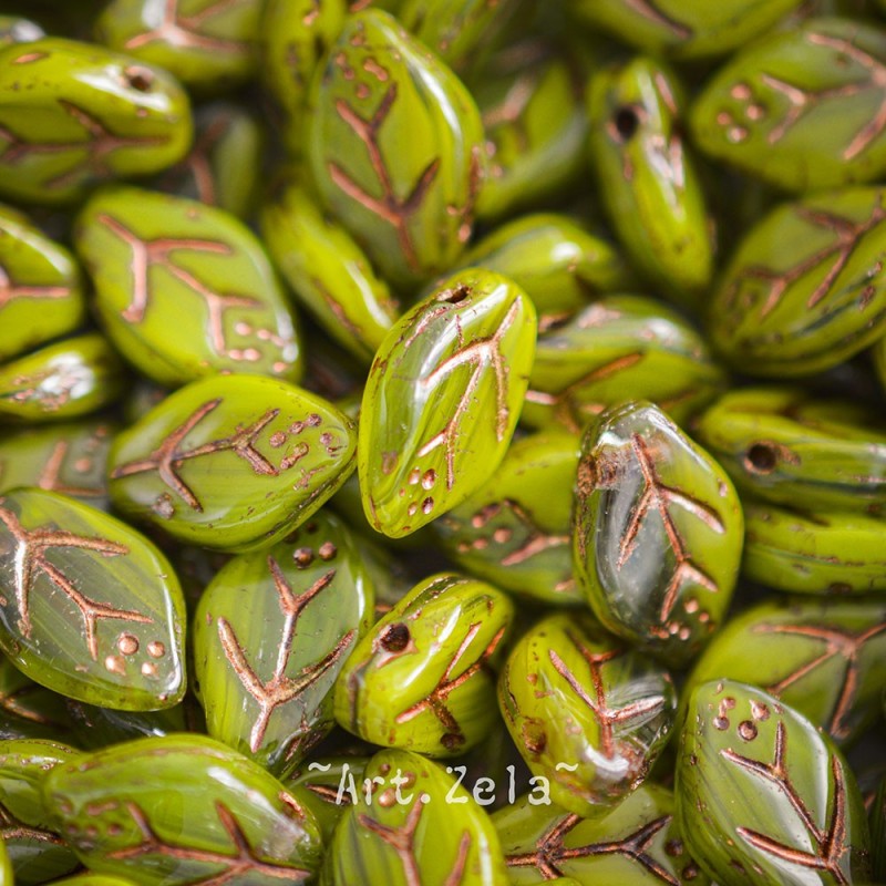 Feuilles vert chartreuse cuivre 12x7mm X25 Perles verre tchèque