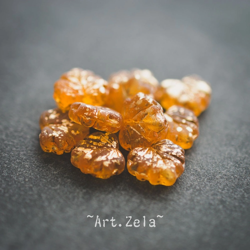 Feuilles orange doré 13x11mm X10 Perles verre tchèque dépoli