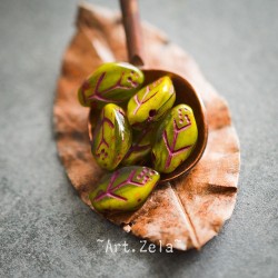 Feuilles vert chartreuse bordeaux 12x7mm X25 Perles verre tchèque