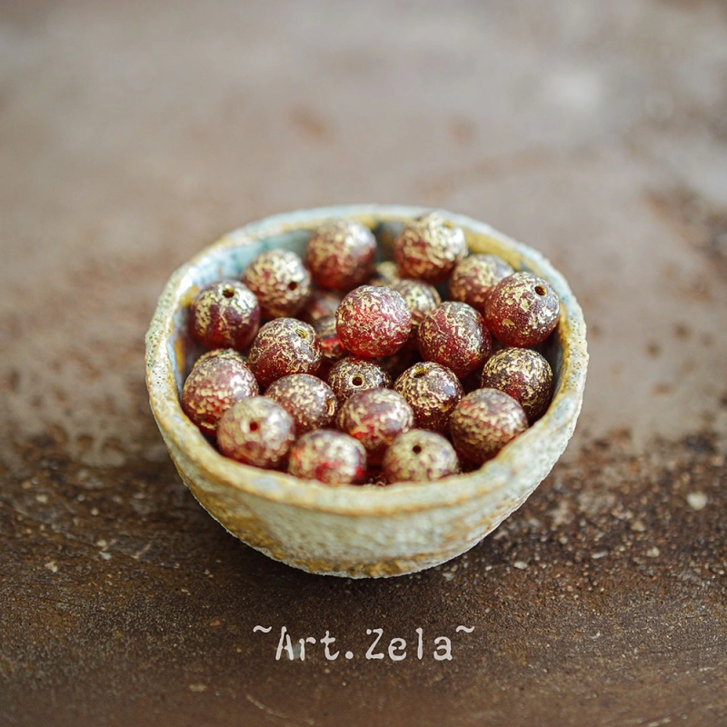 Perles rondes rouge doré 8mm X15 Perles verre tchèque texturé
