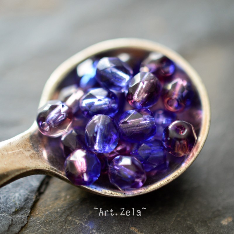 Facettes bleu et violet 4mm X50 Perles verre tchèque poli au feu