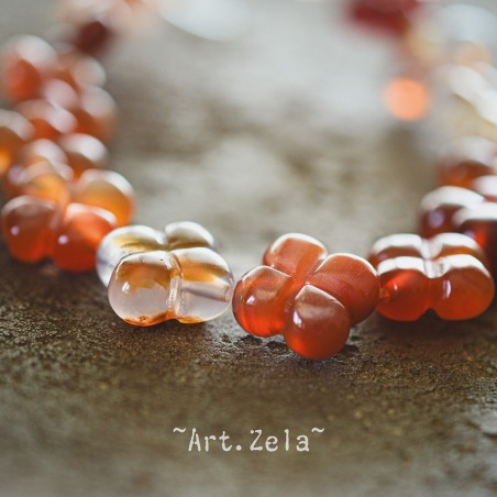 Fleur trèfle 13 mm  X1 Perle gemme Cornaline naturelle