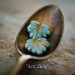 Feuilles érable bleu ciel bronze 13mm X4 Perles verre tchèque opaque